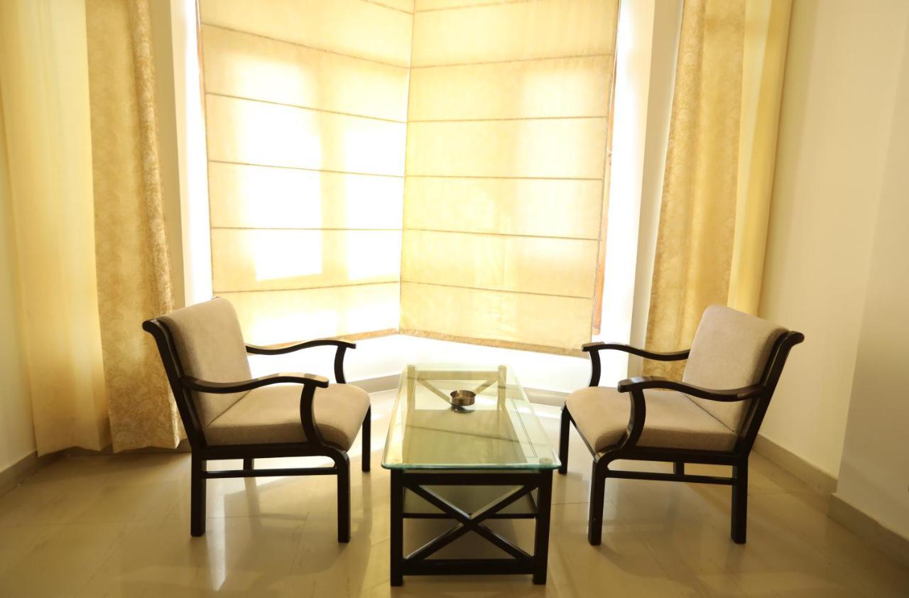 The Park View, Mandi Exterior foto